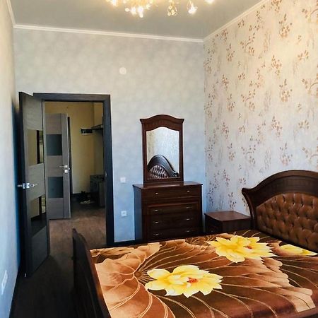 Квартира В Центре Бишкека! ภายนอก รูปภาพ